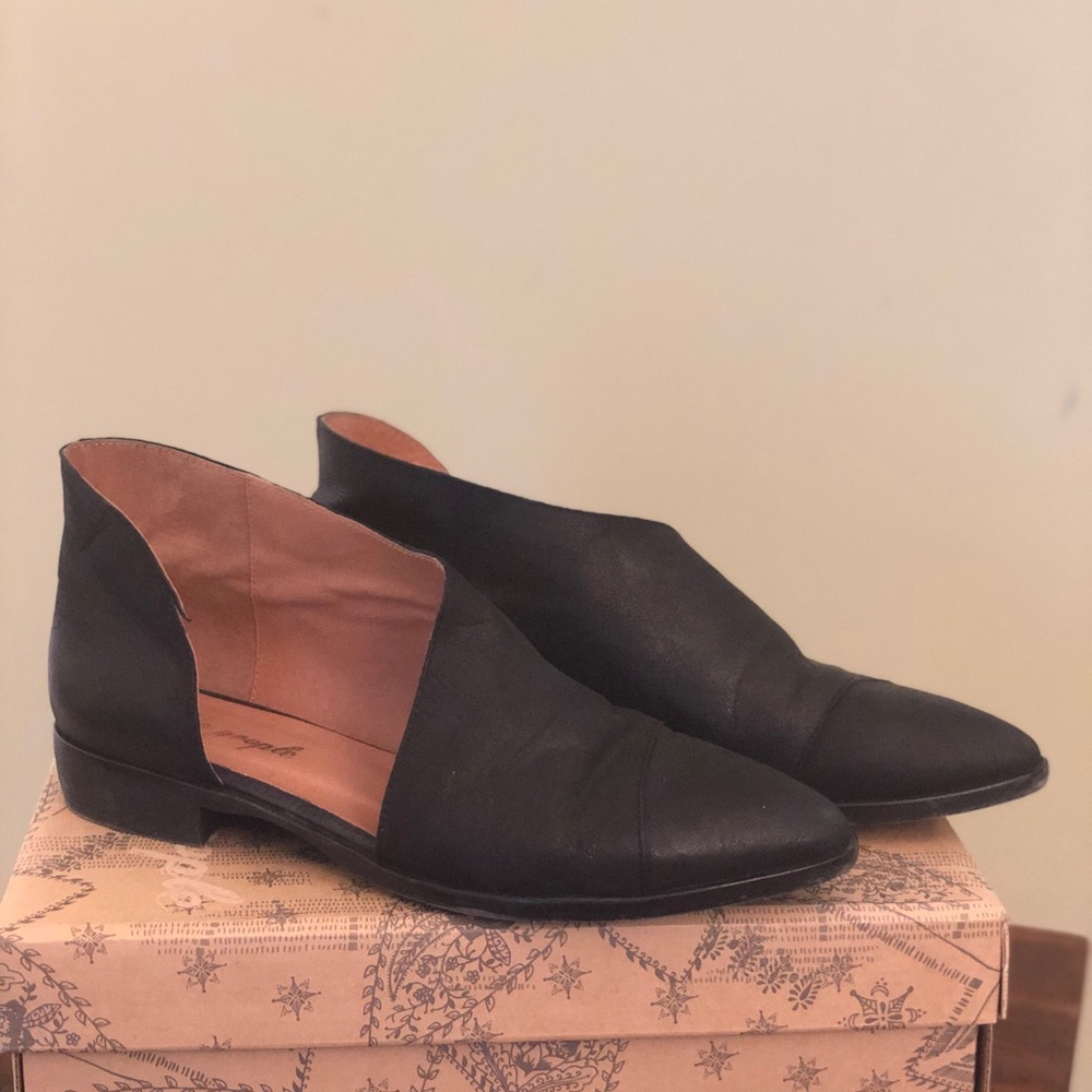 Free People Royals flat size 40 black